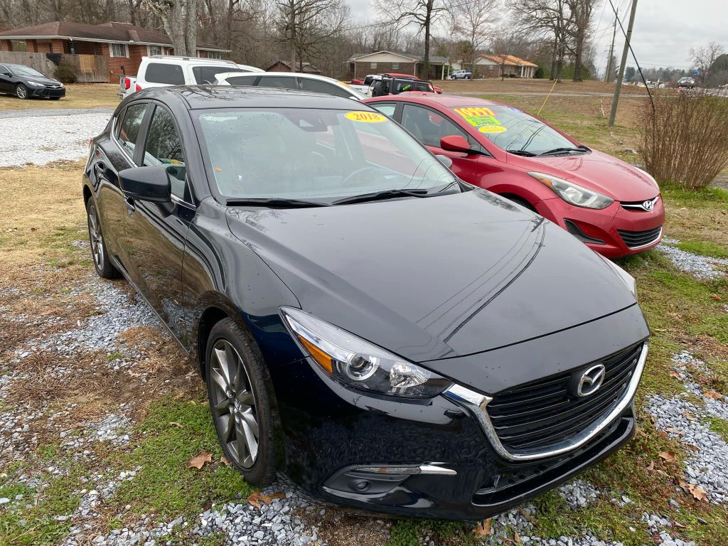 2018 Mazda Mazda3 Grand Touring's photo