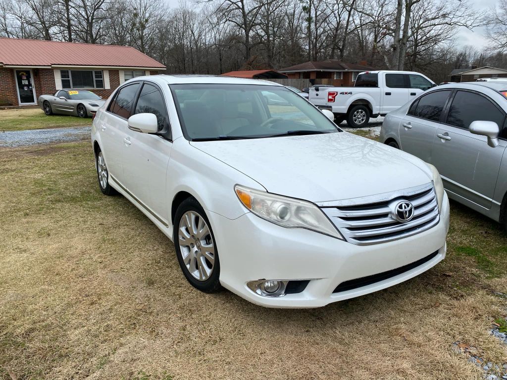 2012 Toyota Avalon Avalon's photo
